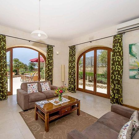 The Olives Holiday Home San Lawrenz Bagian luar foto